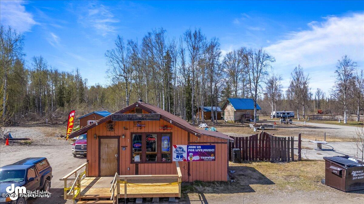 33900 W Parks Highway Property Photo 16