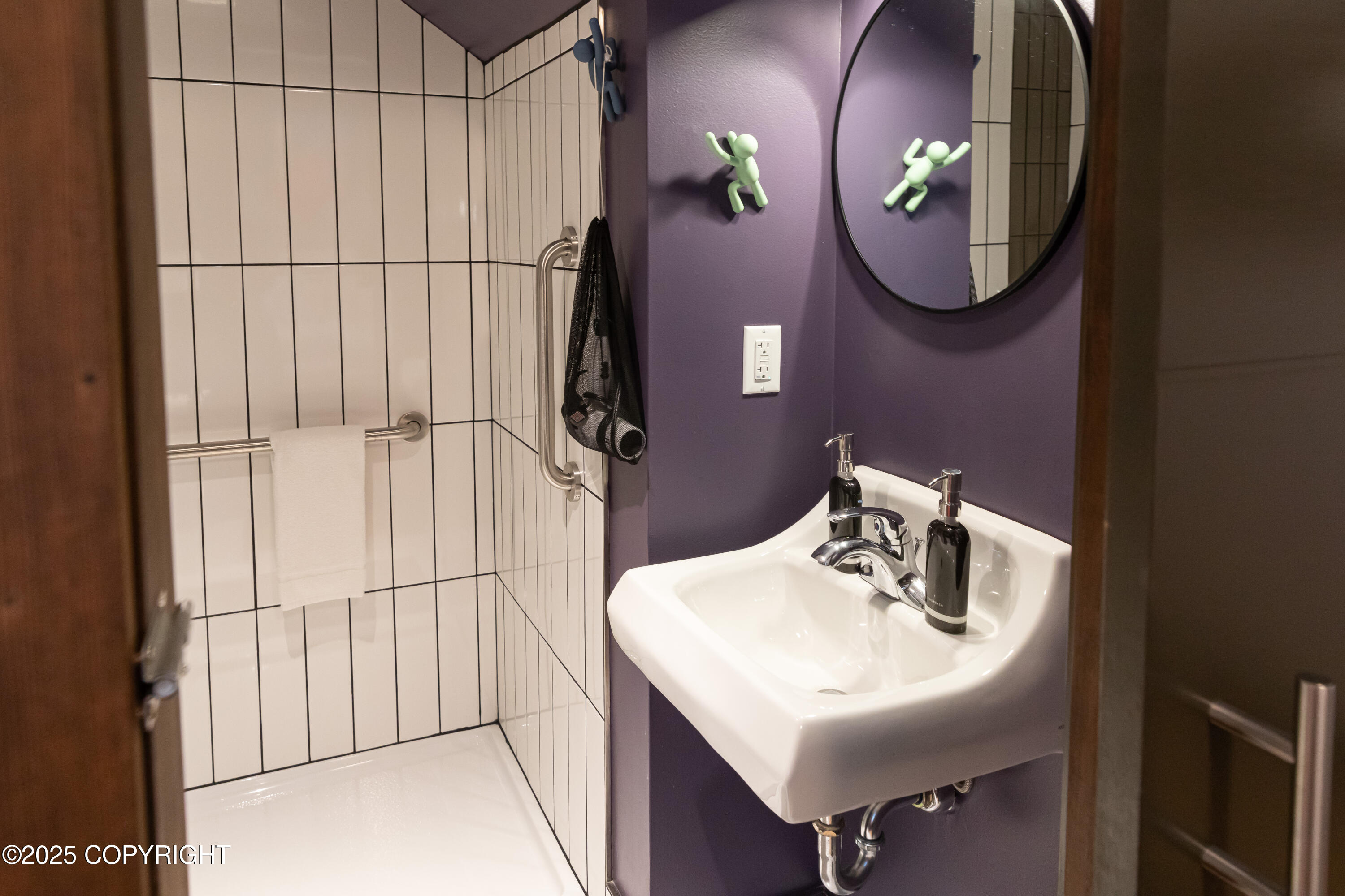 120 2nd Street Property Photo 6