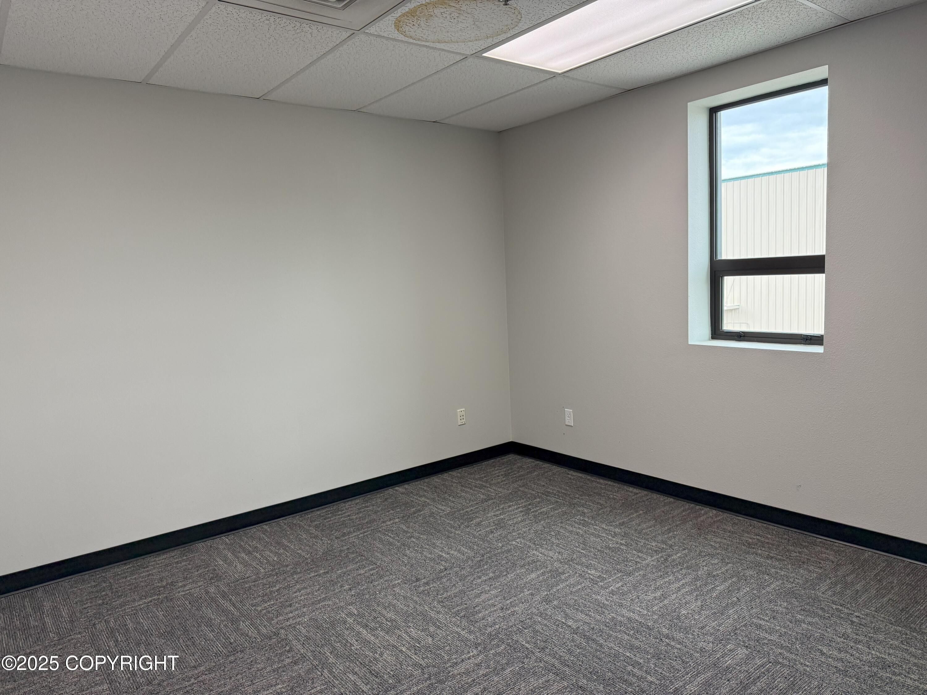 2430 Cinnabar Loop Property Photo 18