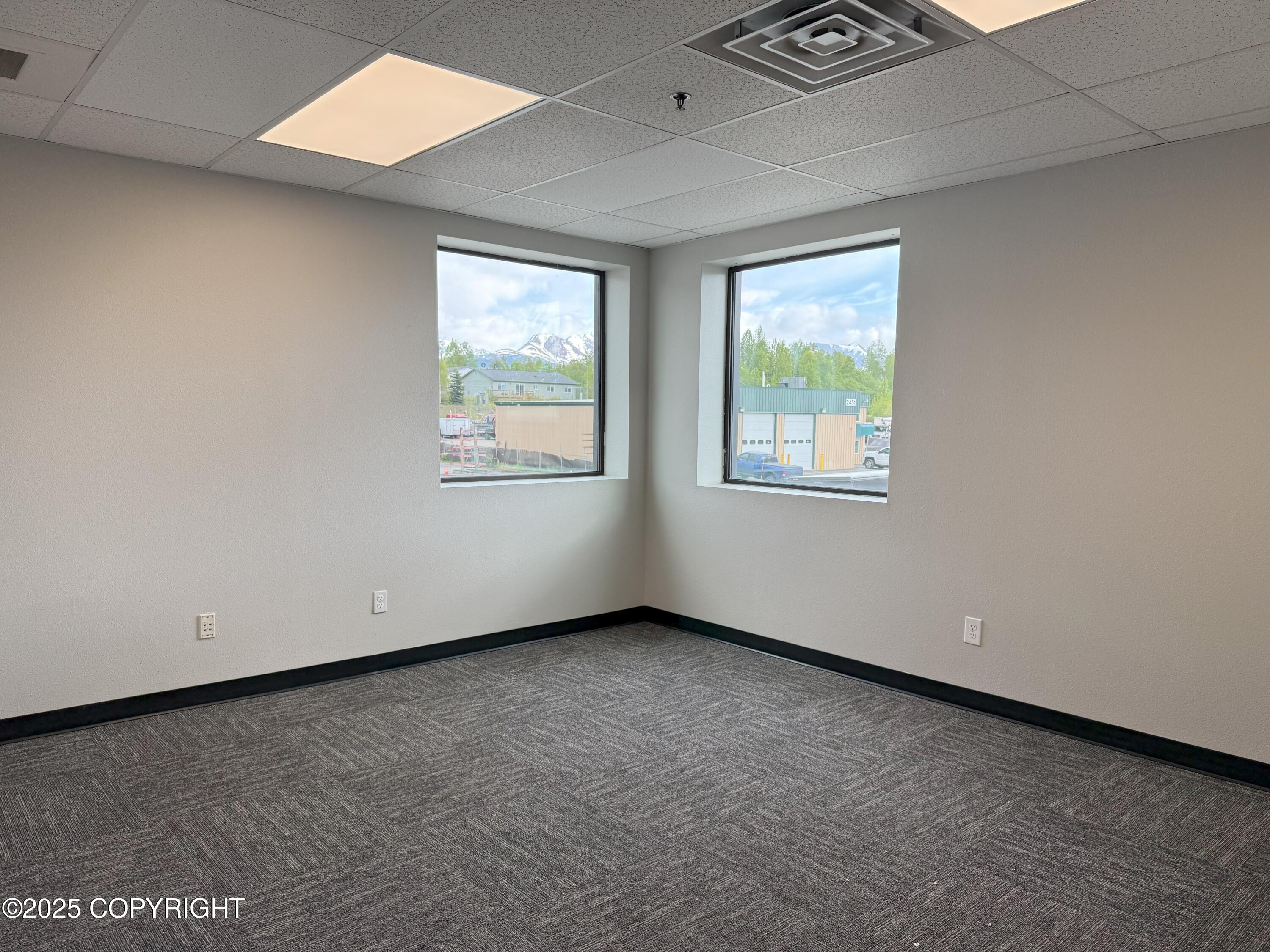 2430 Cinnabar Loop Property Photo 23