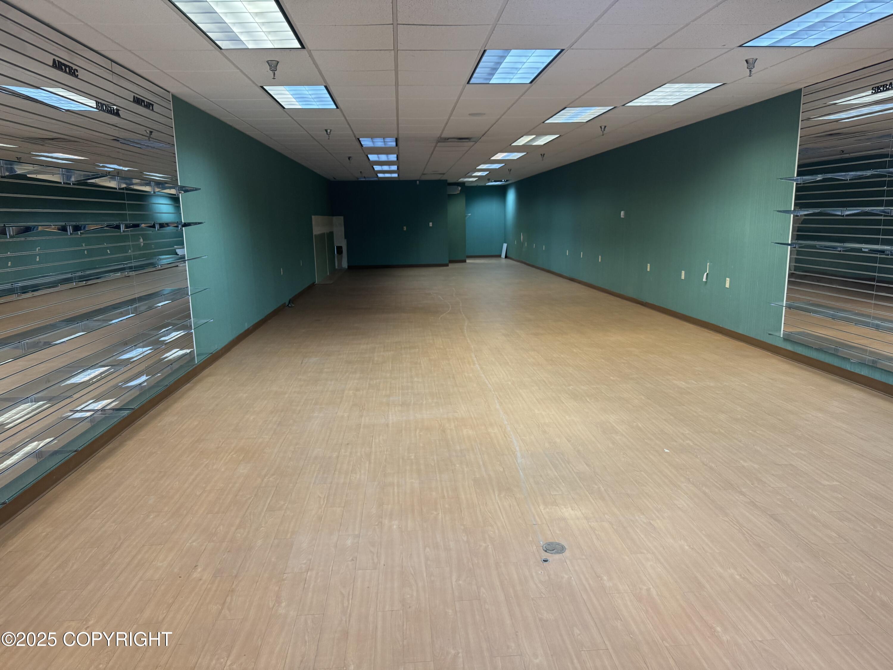 4000 W Dimond Boulevard #6 Property Photo 2