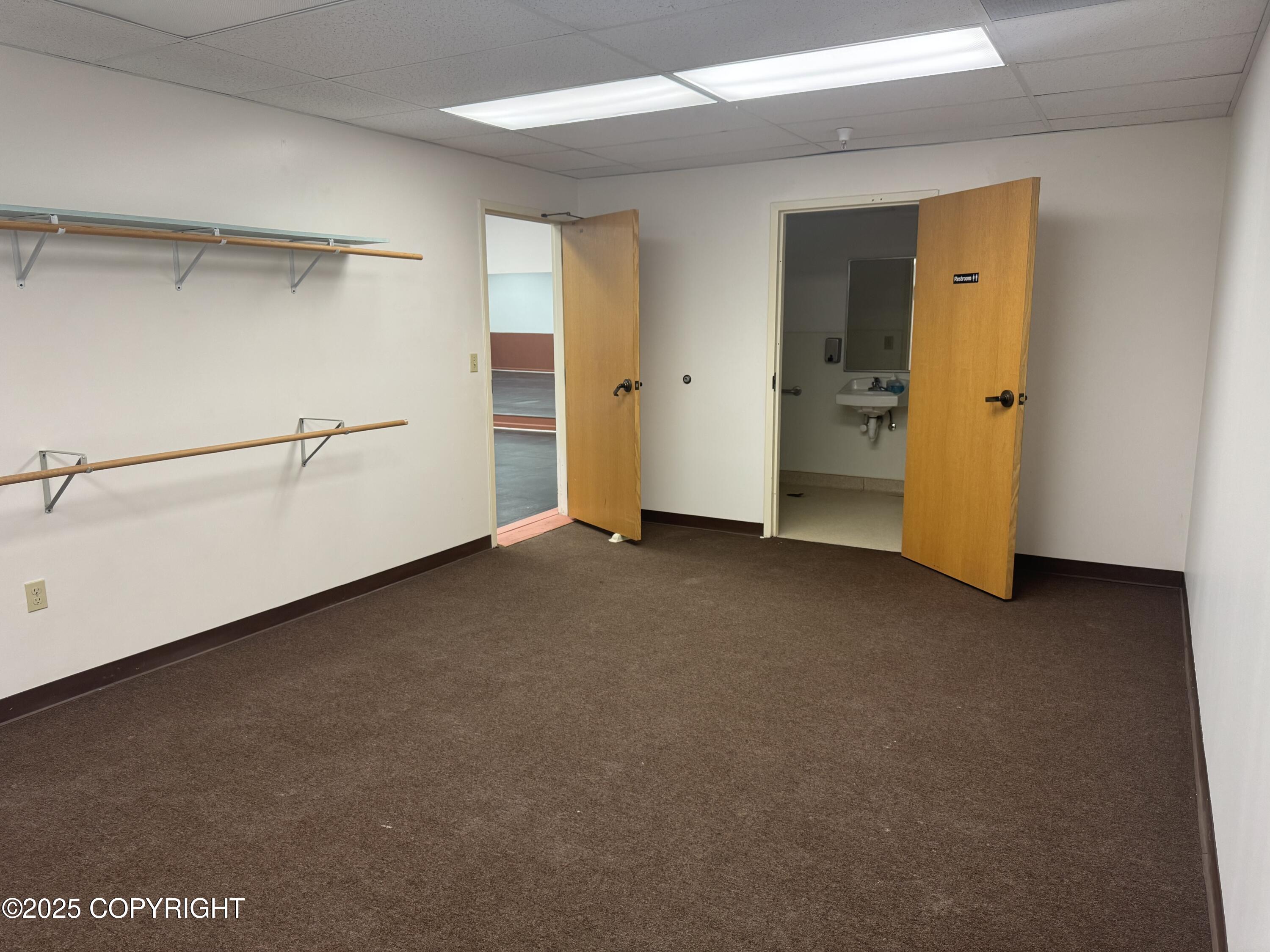4000 W Dimond Boulevard #7 Property Photo 14