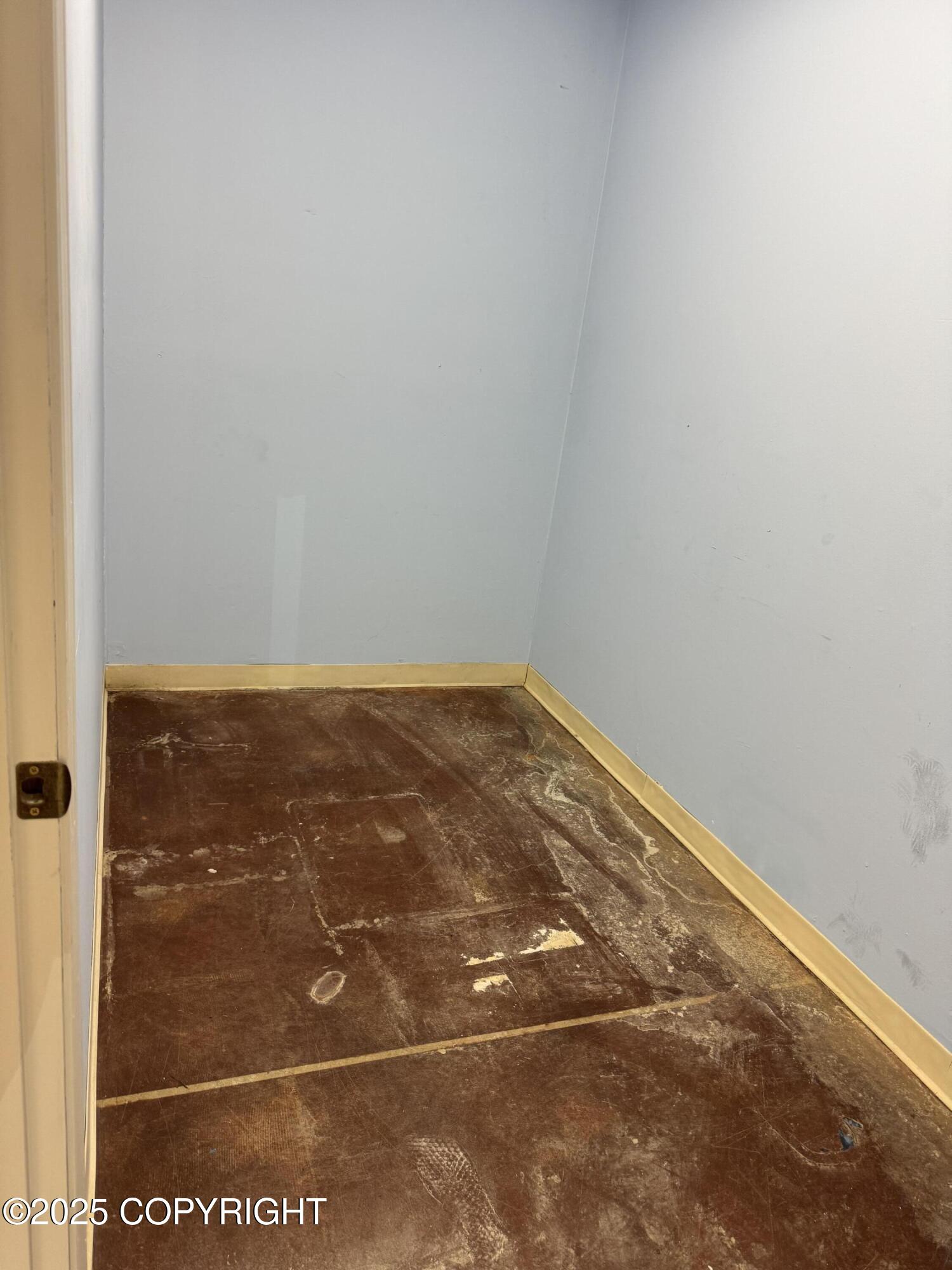 4608 Spenard Road Property Photo 6