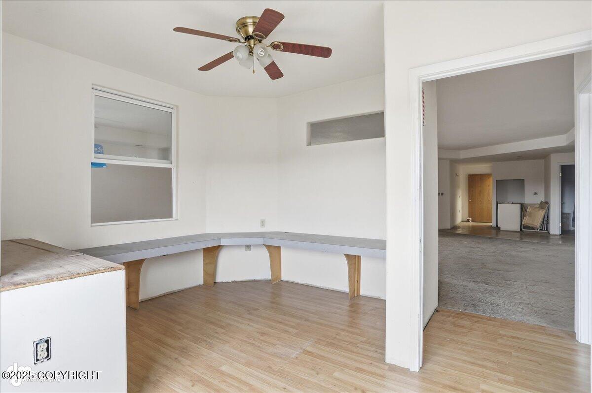 1649 W Parks Highway Property Photo 42