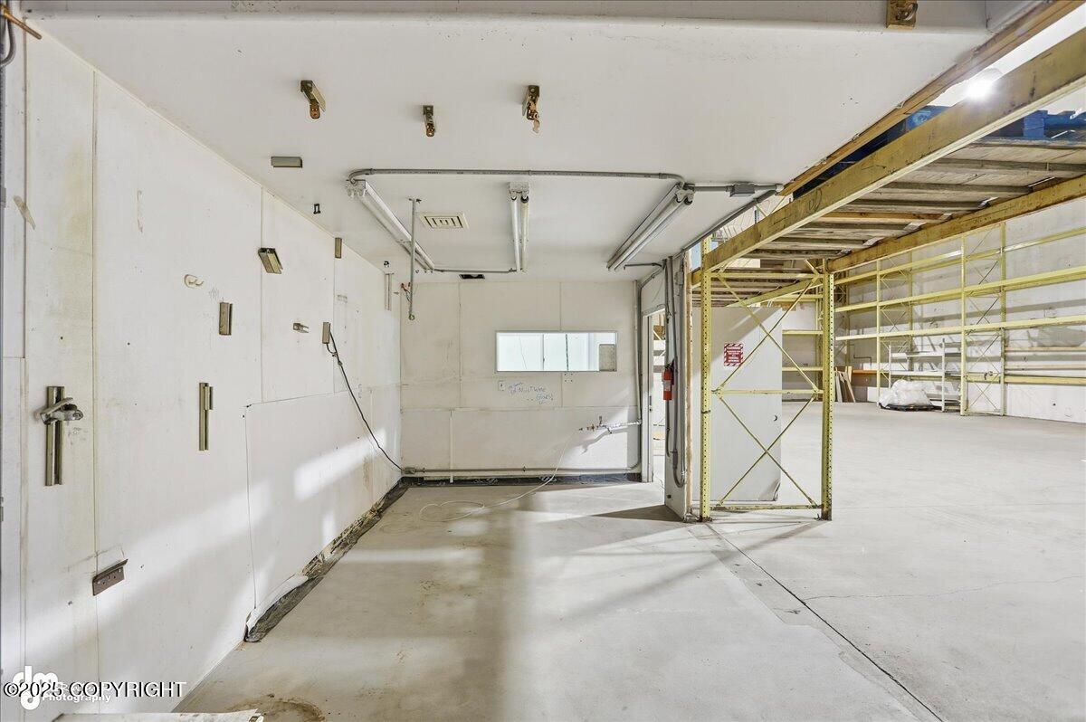 1649 W Parks Highway Property Photo 60