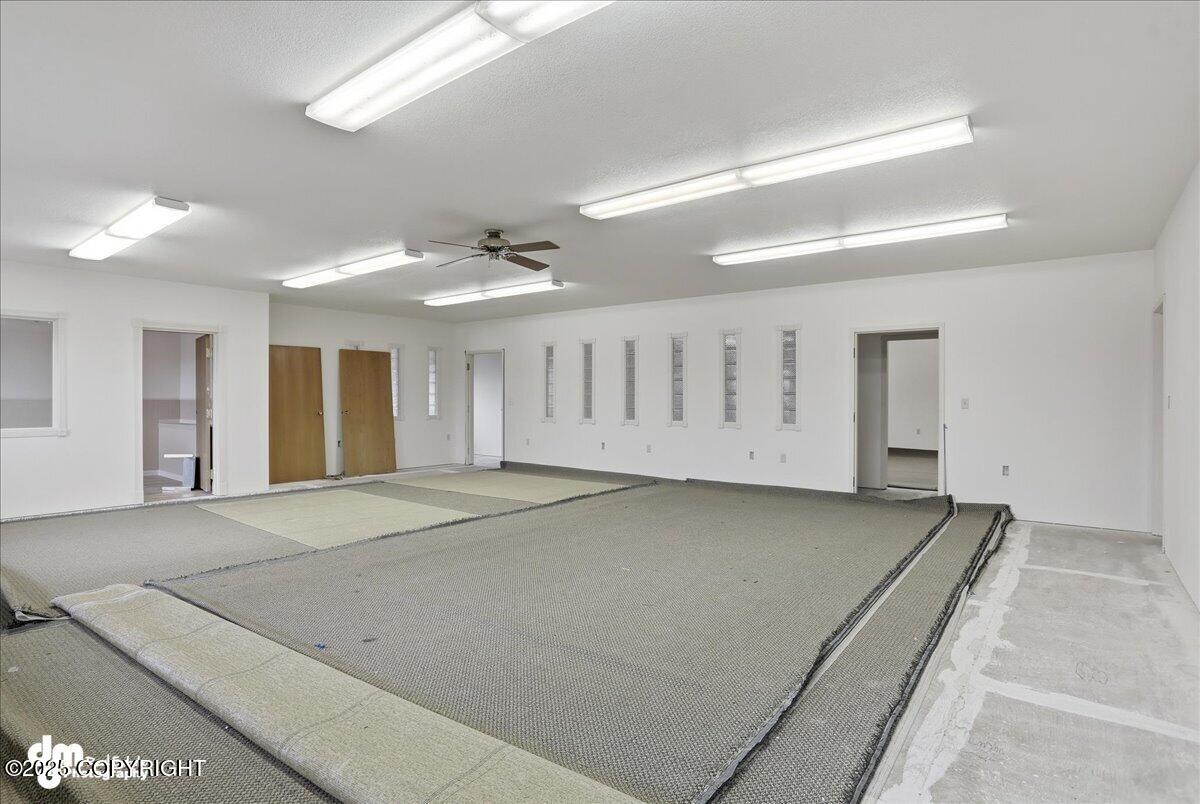 1649 W Parks Highway Property Photo 82
