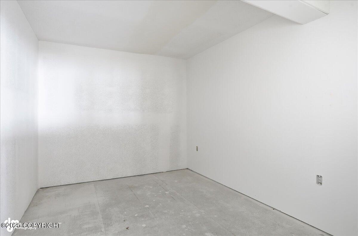 1649 W Parks Highway Property Photo 91