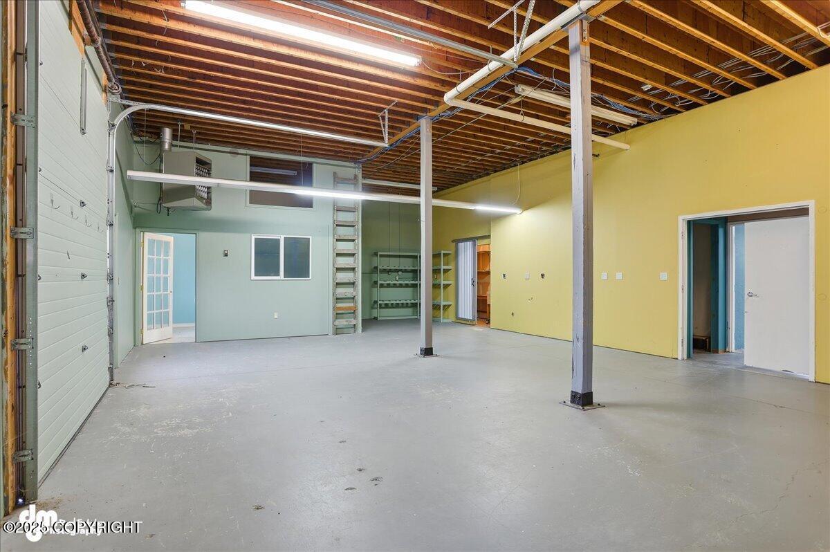 1649 W Parks Highway Property Photo 102