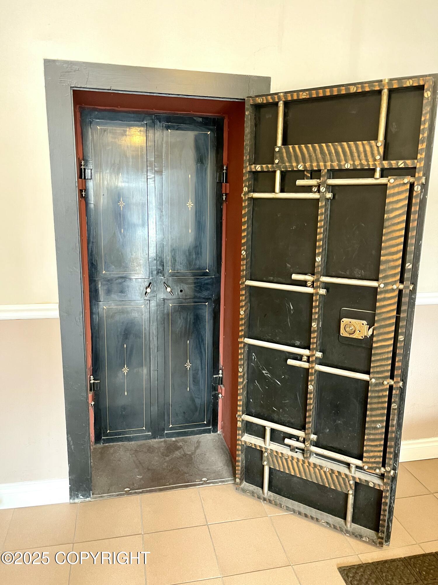 500 Adams Street Property Photo 13