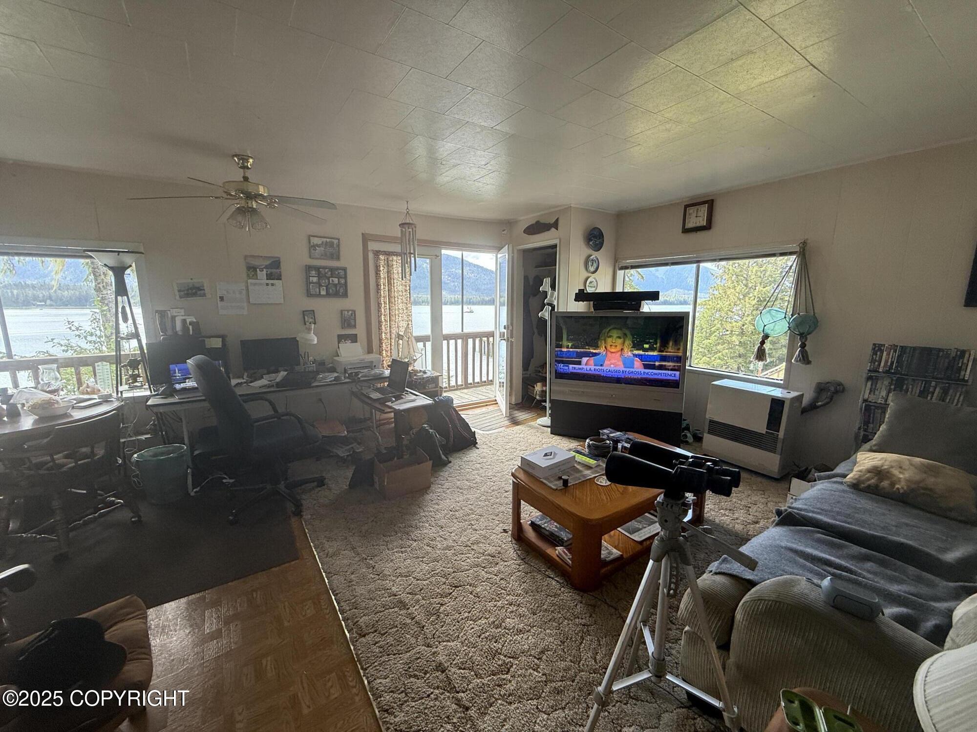 406 Mitkof Highway Property Photo 5