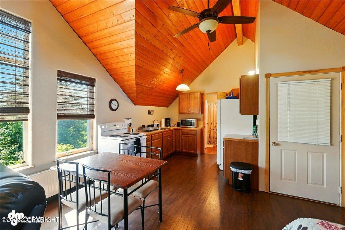 54625 Rolling Meadows Road Property Photo 72