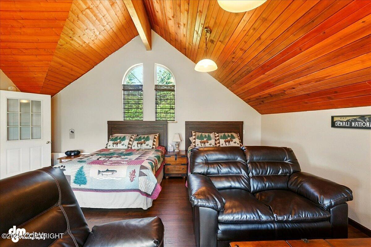 54625 Rolling Meadows Road Property Photo 77