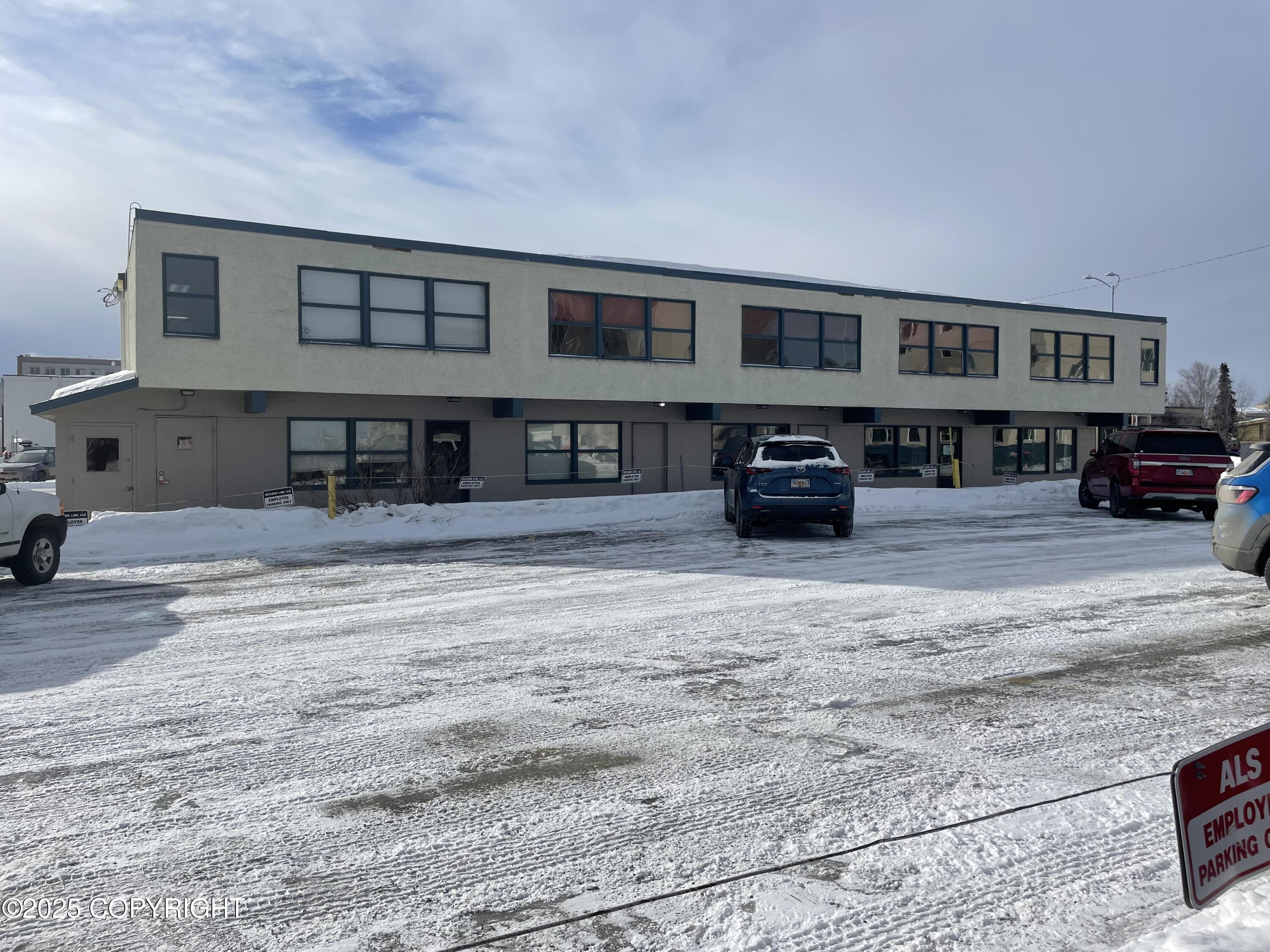 629 L Street Property Photo 4