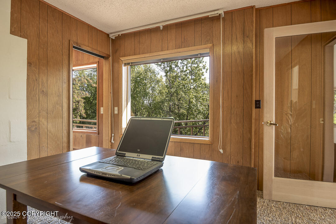 15021 Old Seward Highway Property Photo 12