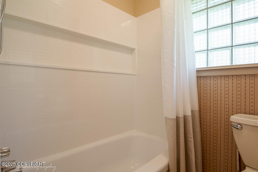 15021 Old Seward Highway Property Photo 22