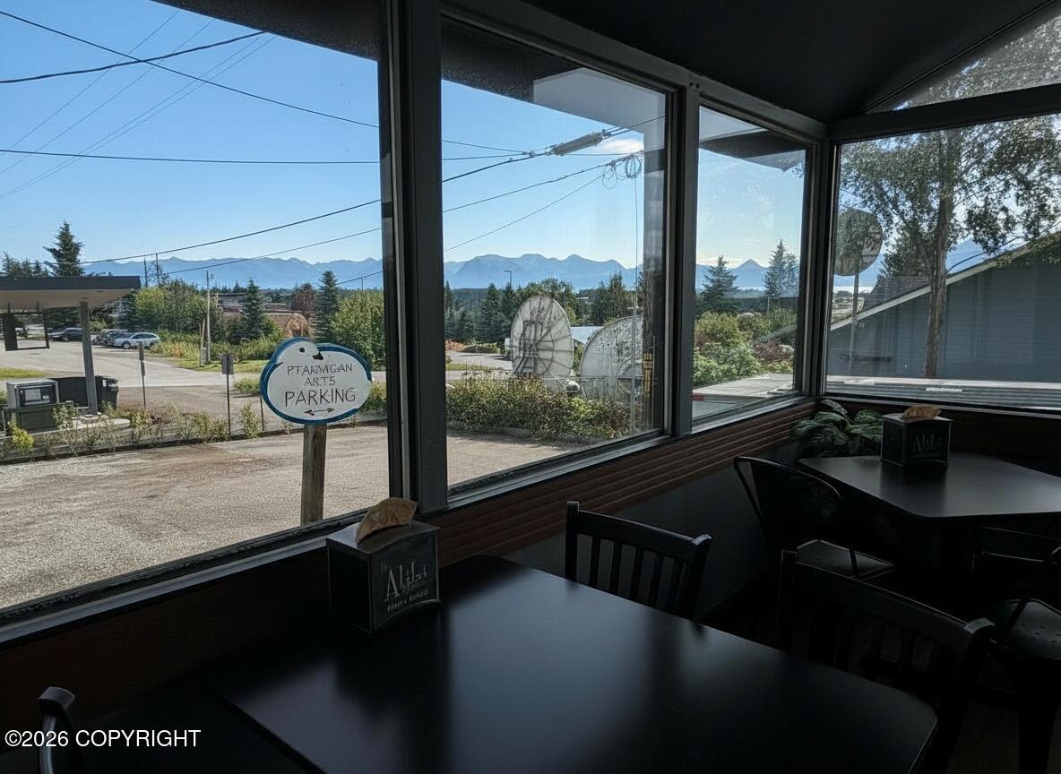 453 E Pioneer Avenue Property Photo 18