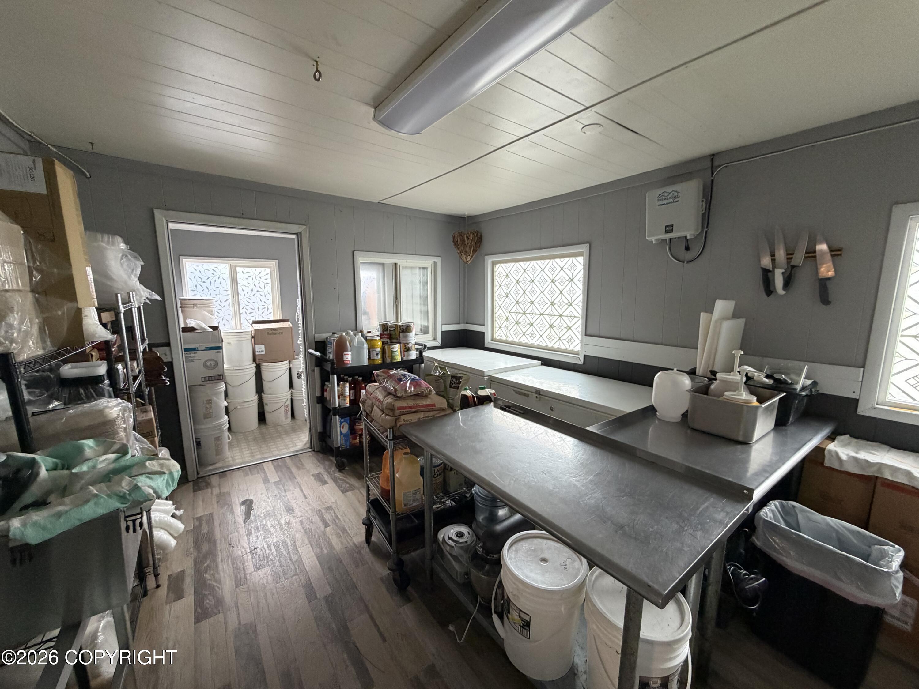 453 E Pioneer Avenue Property Photo 28