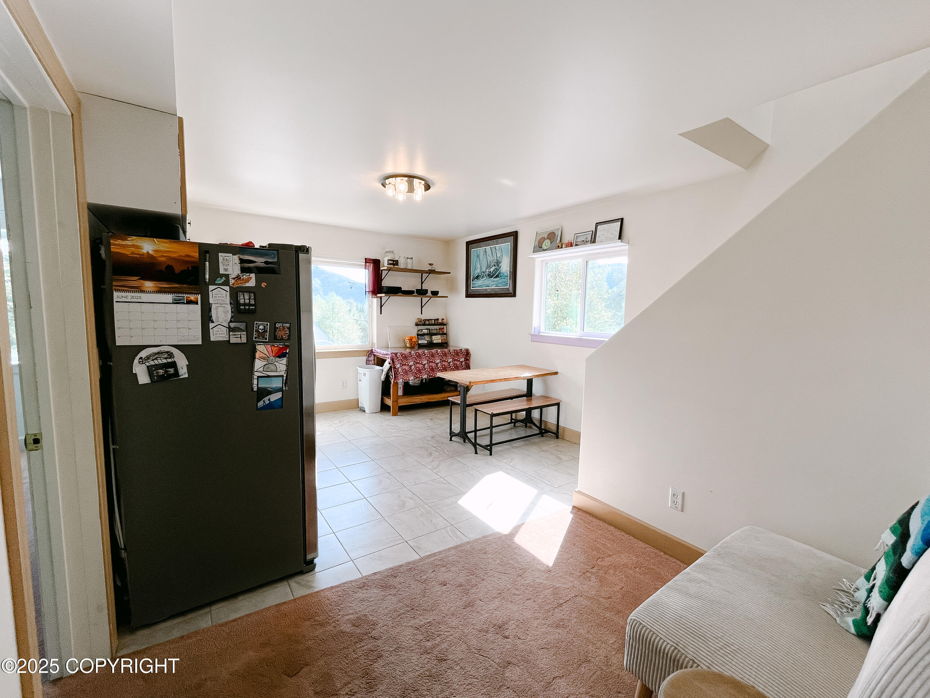 125 Kings Row Property Photo 4