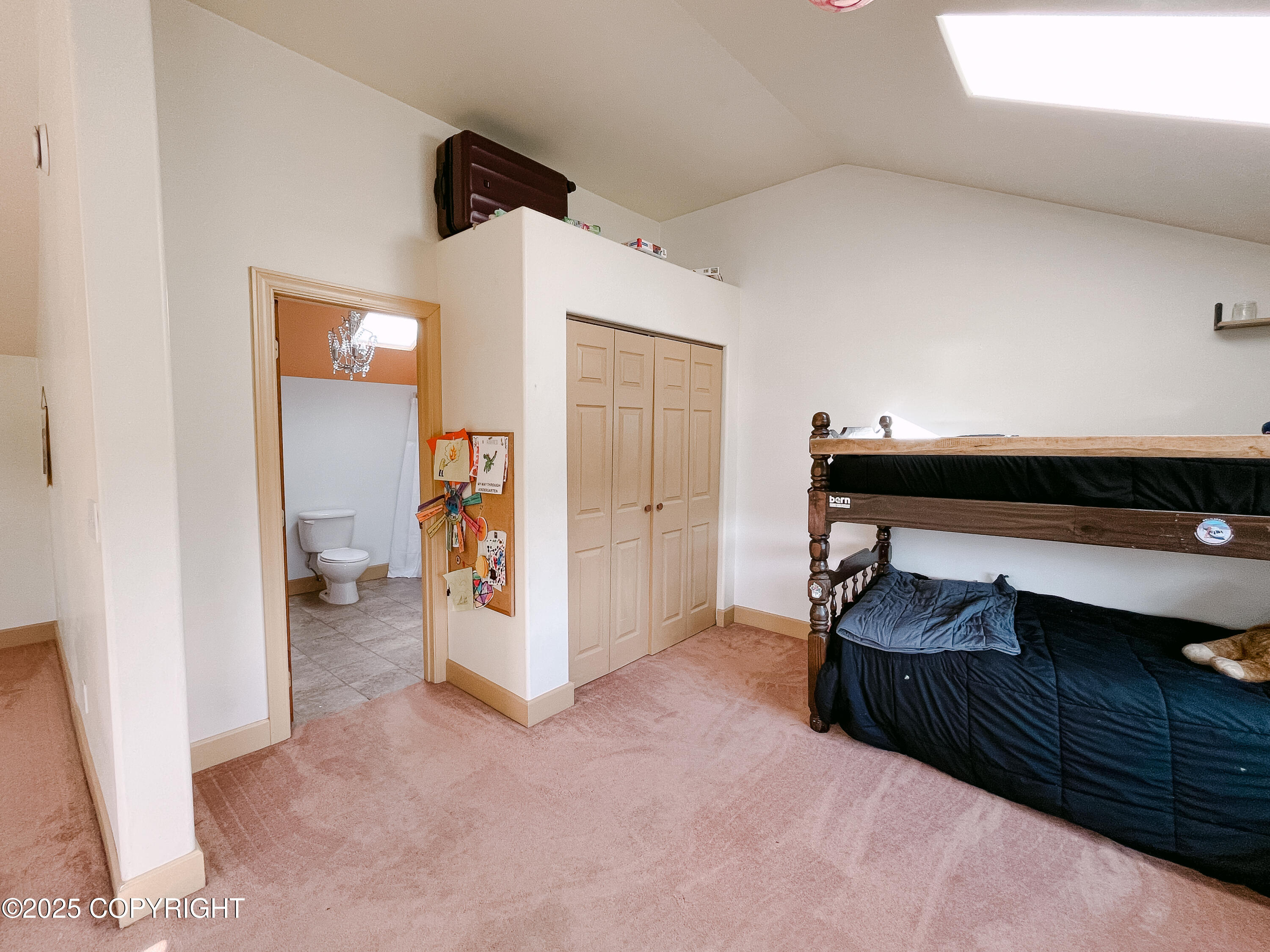 125 Kings Row Property Photo 8