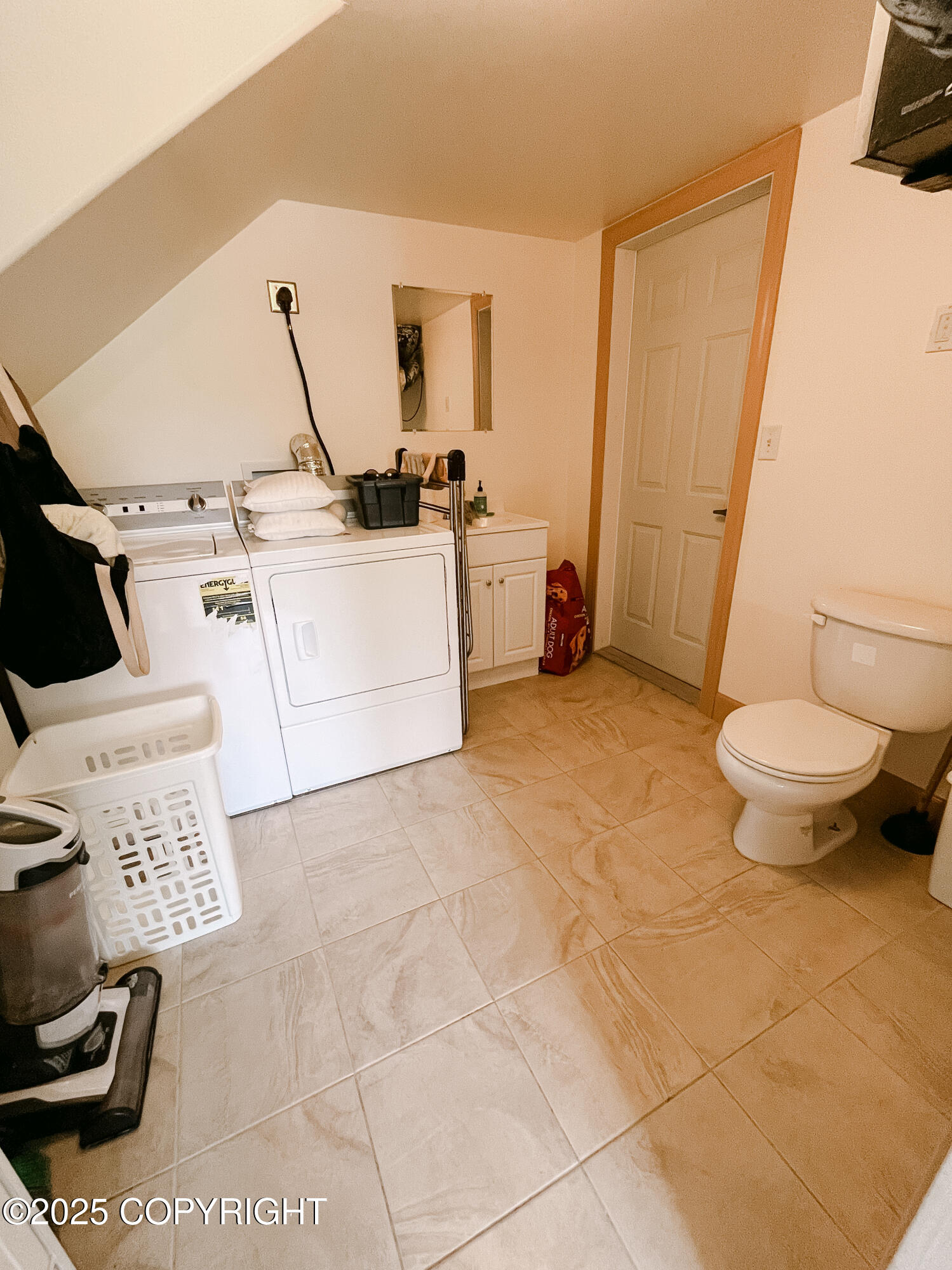 125 Kings Row Property Photo 19
