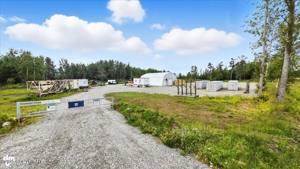 7519 N Glenn Highway Property Photo 1