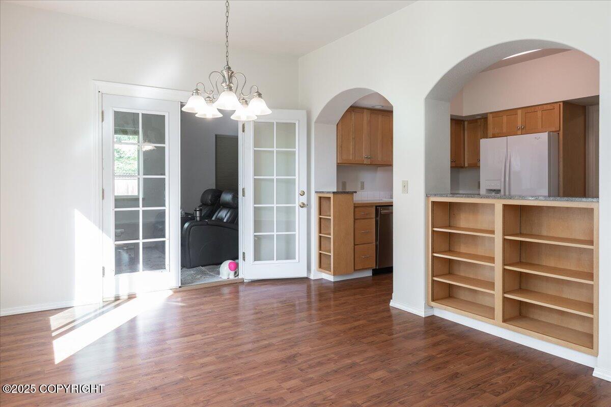 480 Kentshire Drive Property Photo 6