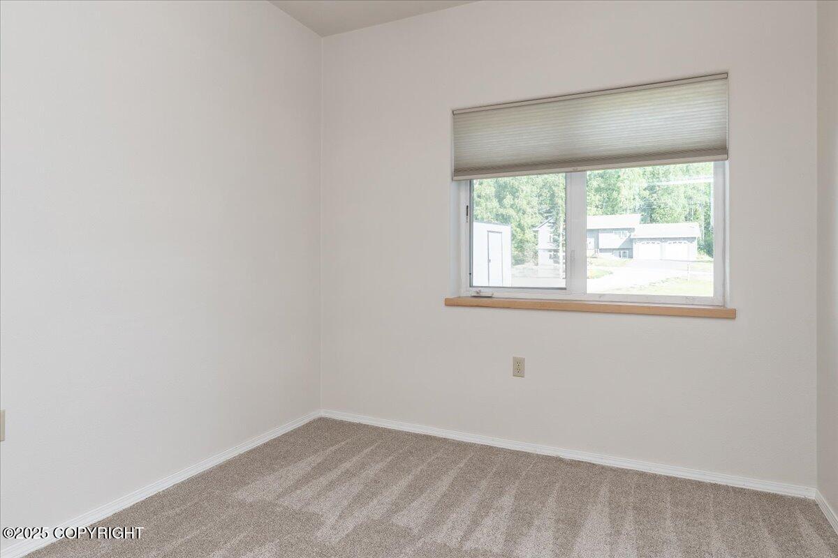 480 Kentshire Drive Property Photo 14
