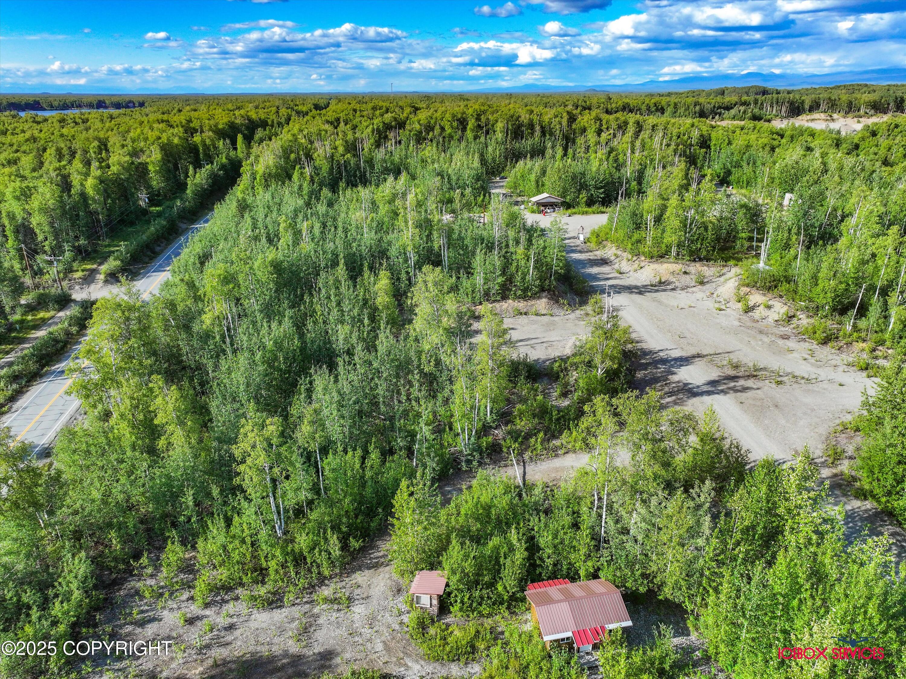 24777 W Honeybee Lake Drive Property Photo 4