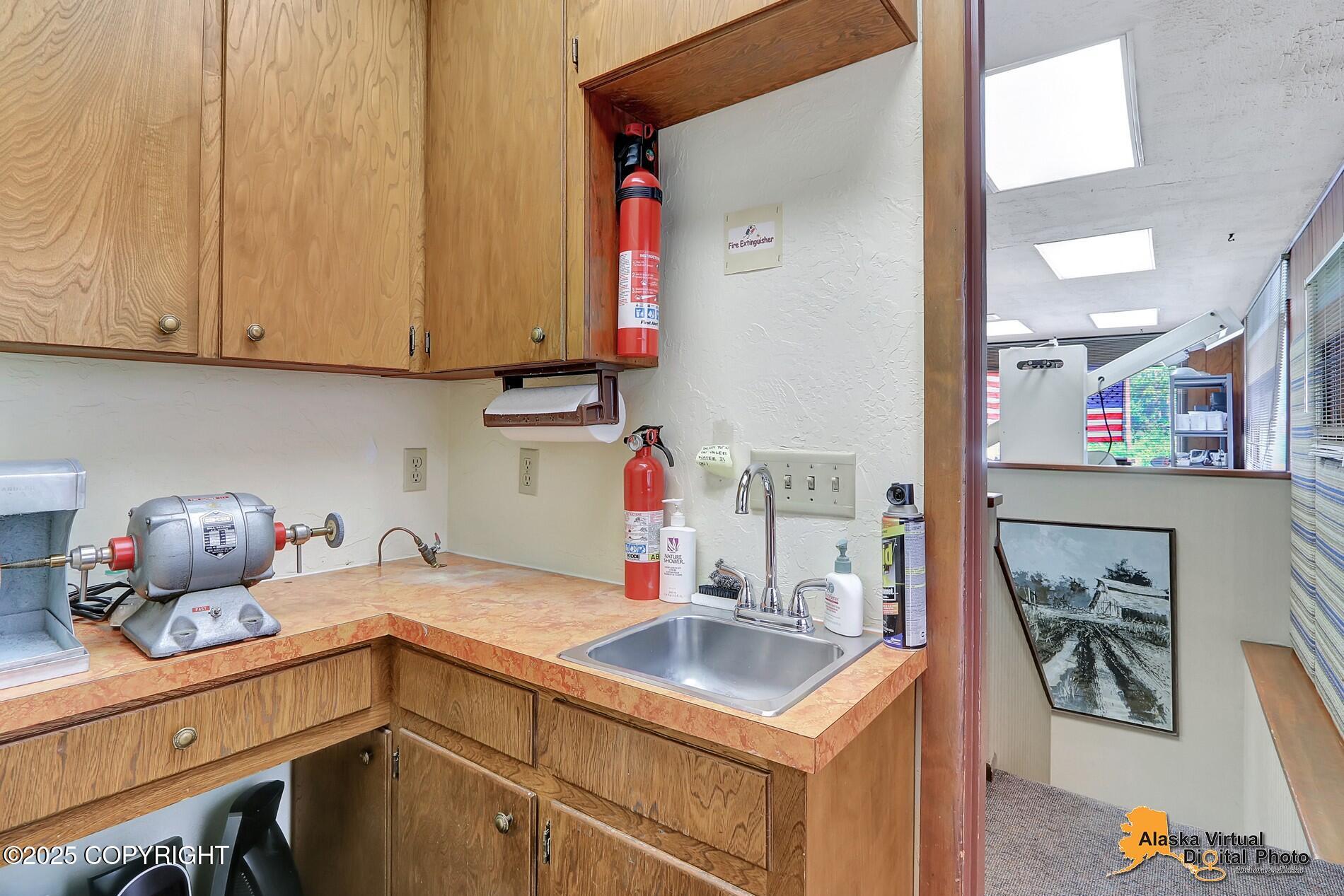 12900 Old Seward Highway Property Photo 17