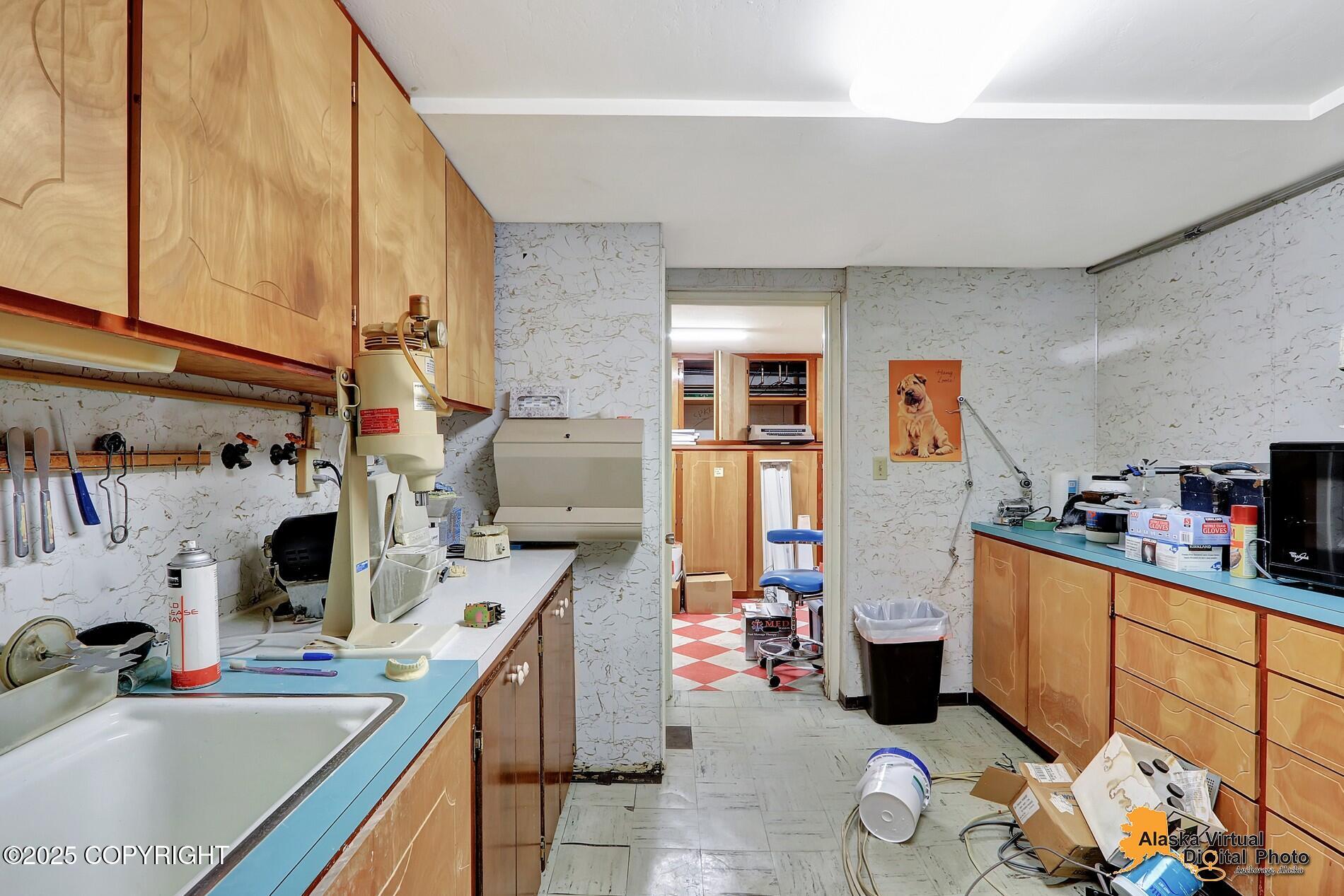 12900 Old Seward Highway Property Photo 32