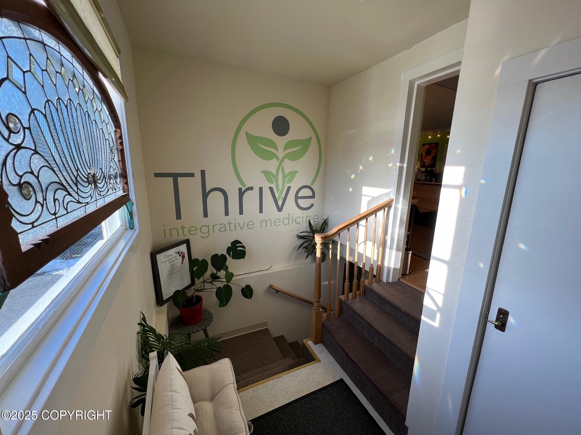 411 W Northern Lights Boulevard Property Photo 8