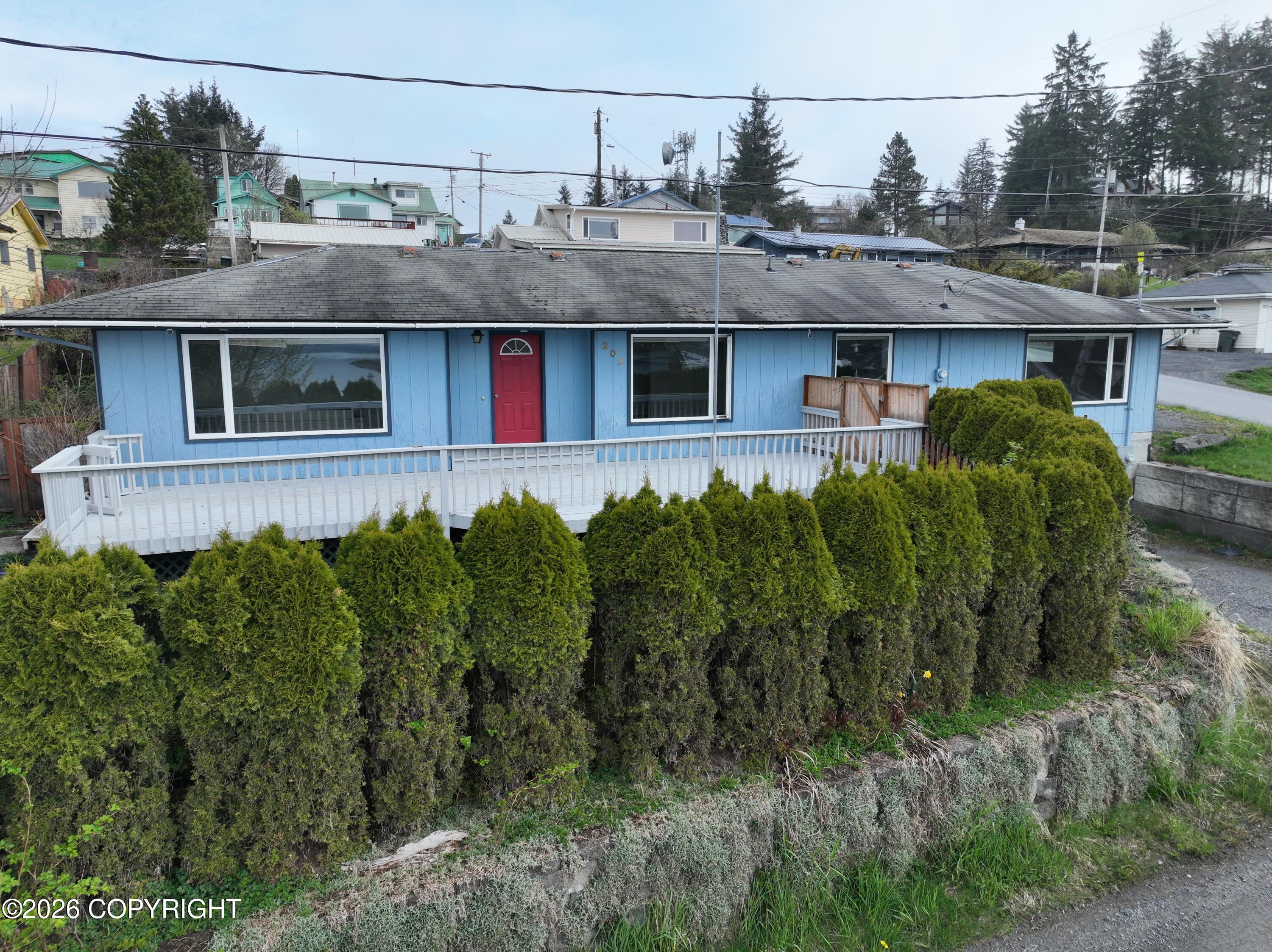 203 3rd Street Property Photo 2