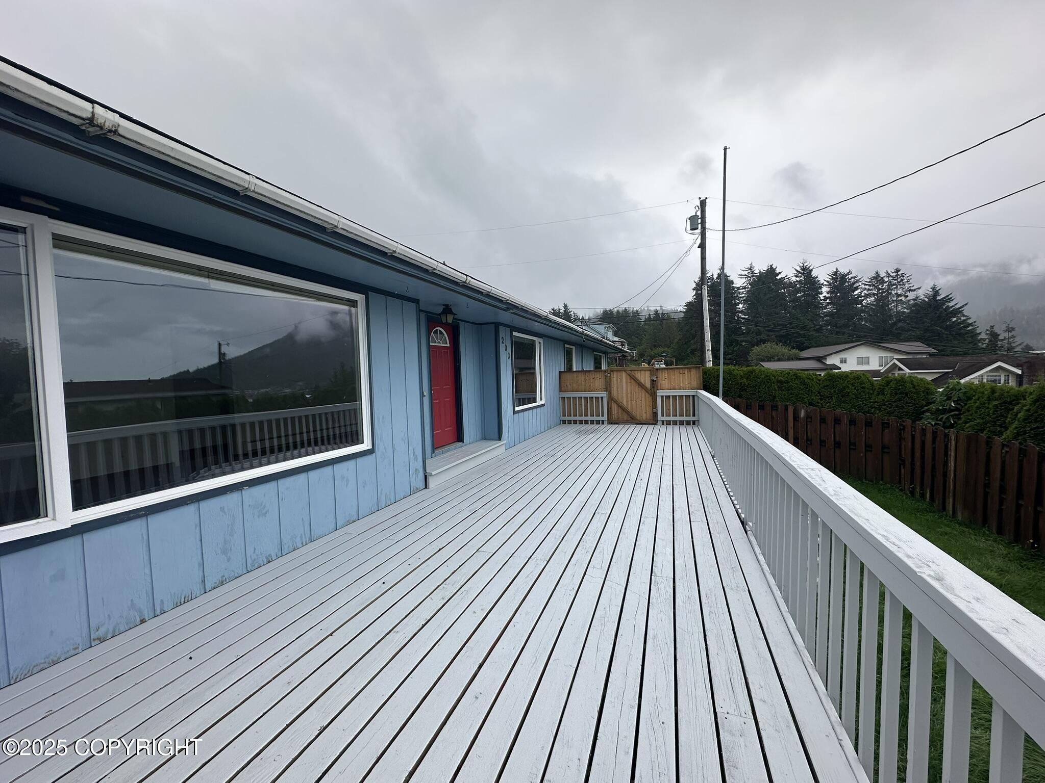 203 3rd Street Property Photo 10