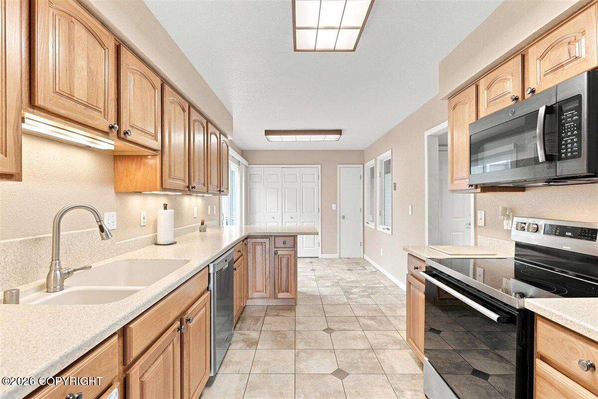 4020 Lunar Drive #a-5 Property Photo 3
