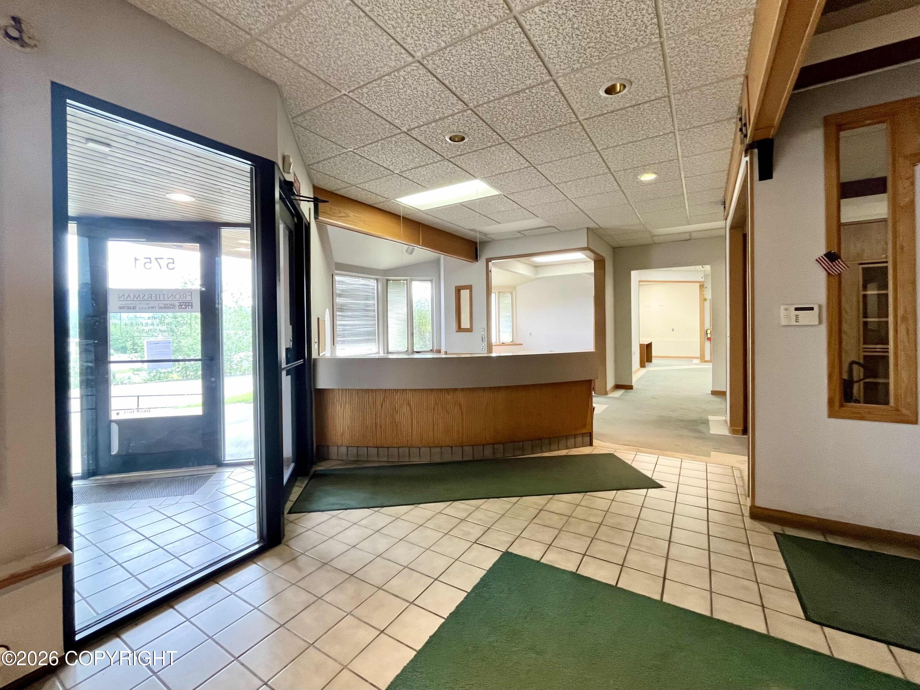 5751 E Mayflower Court Property Photo 7