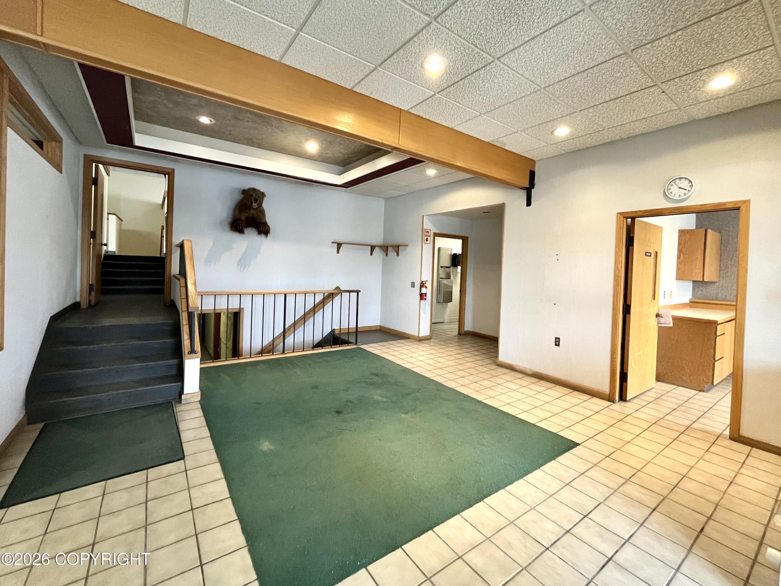5751 E Mayflower Court Property Photo 8