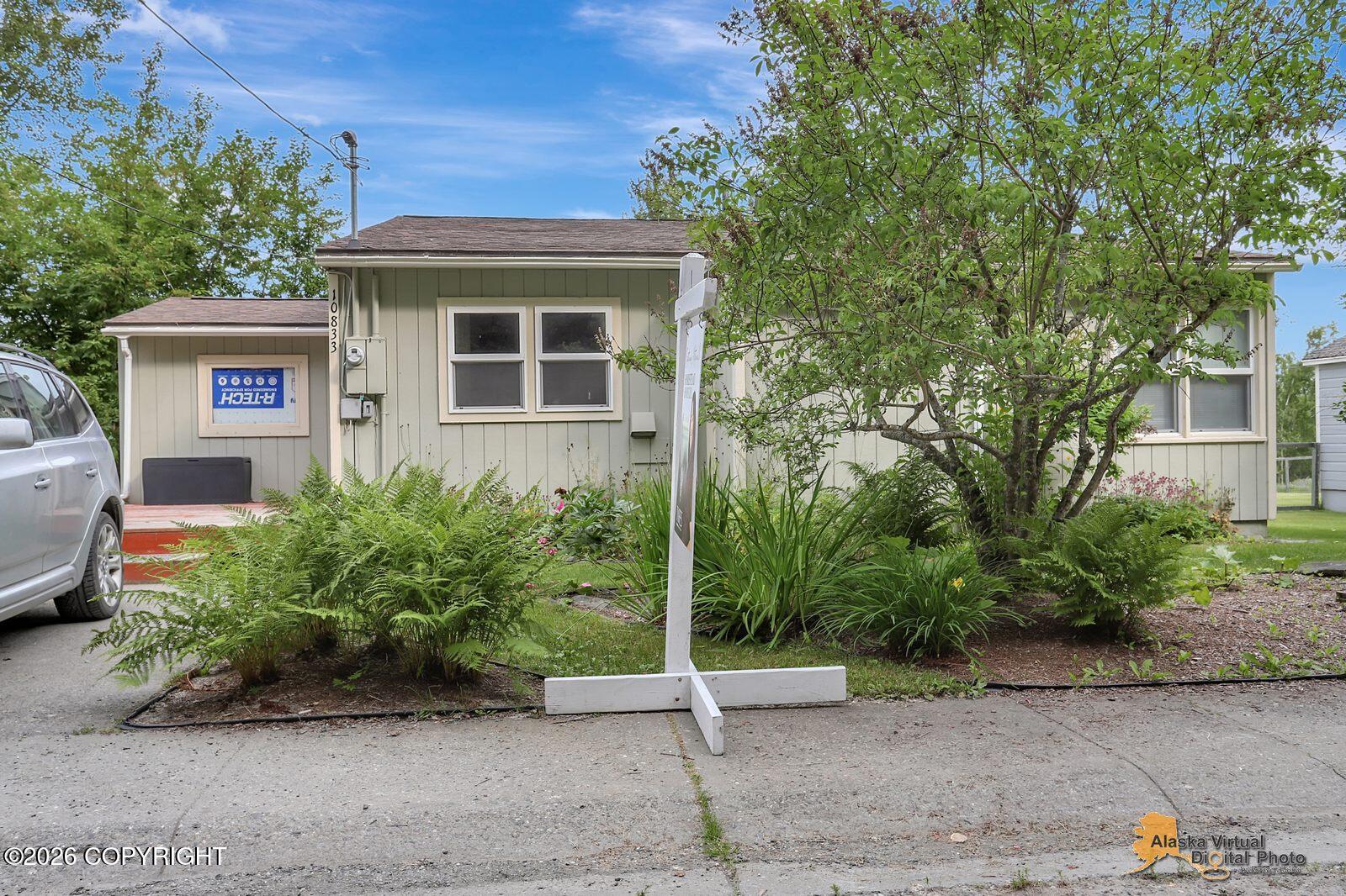 10833 E Twin Peaks Court Property Photo 4