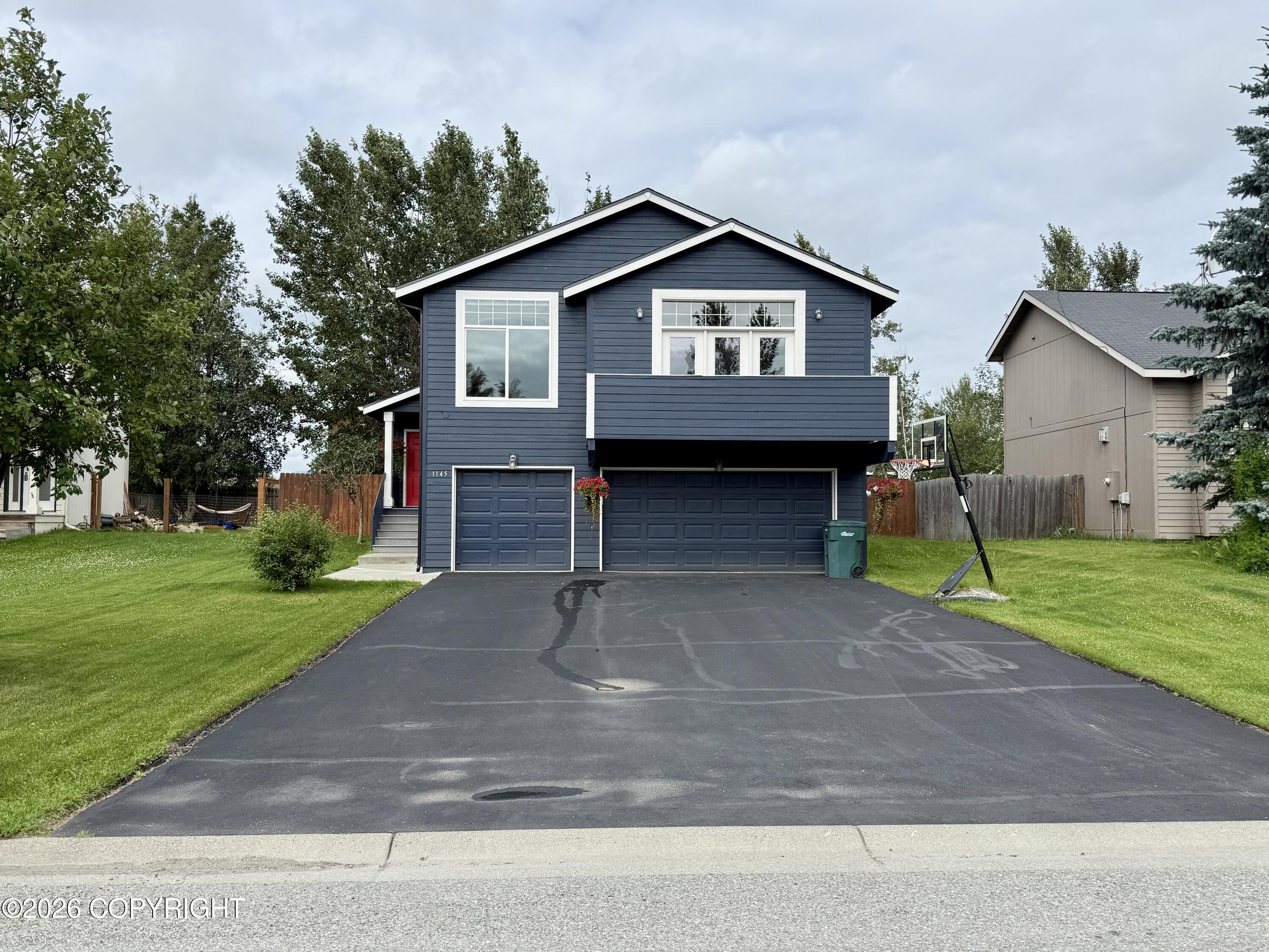 1145 W Granville Street Property Photo 1