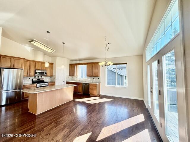 1145 W Granville Street Property Photo 3