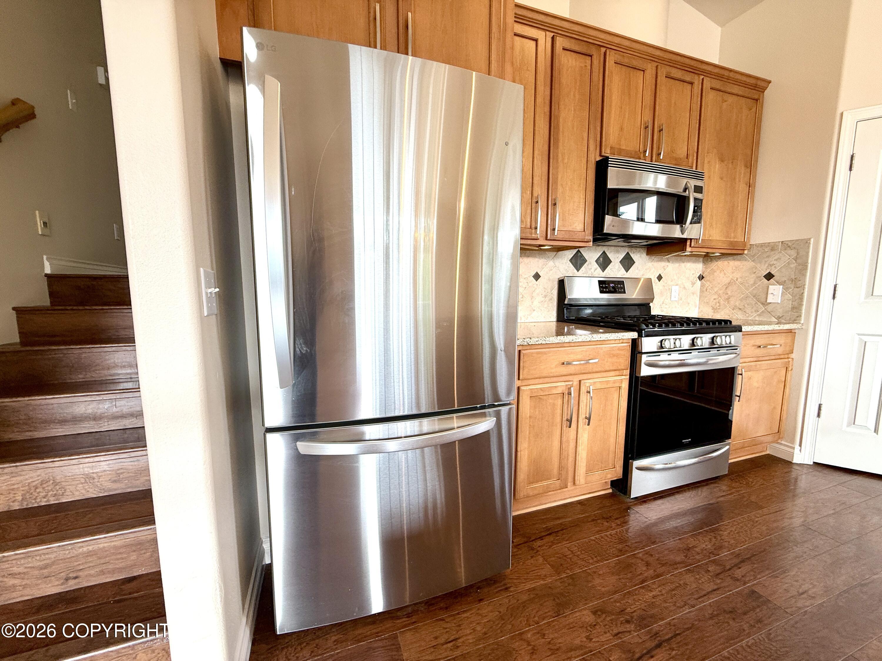 1145 W Granville Street Property Photo 6