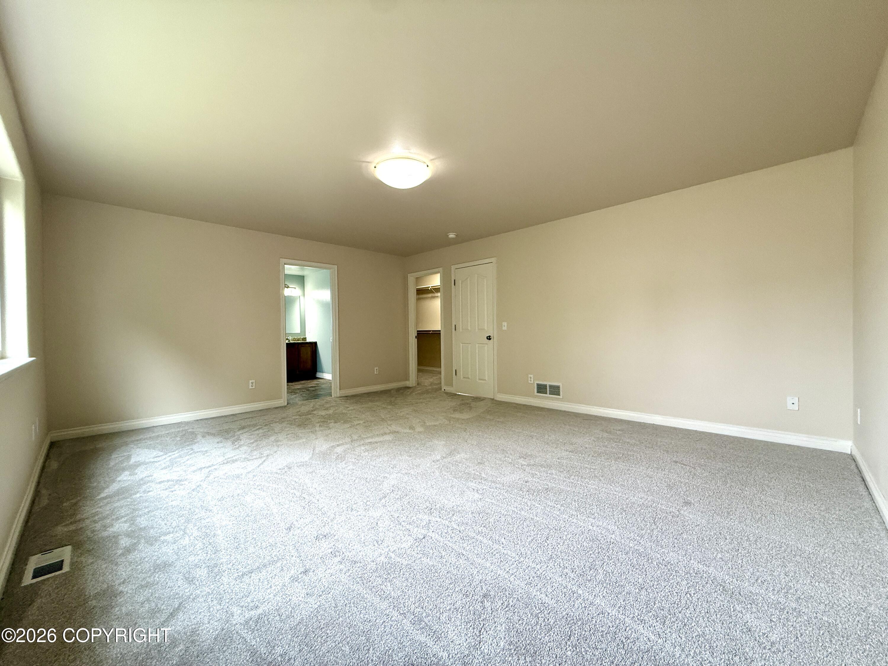 1145 W Granville Street Property Photo 18