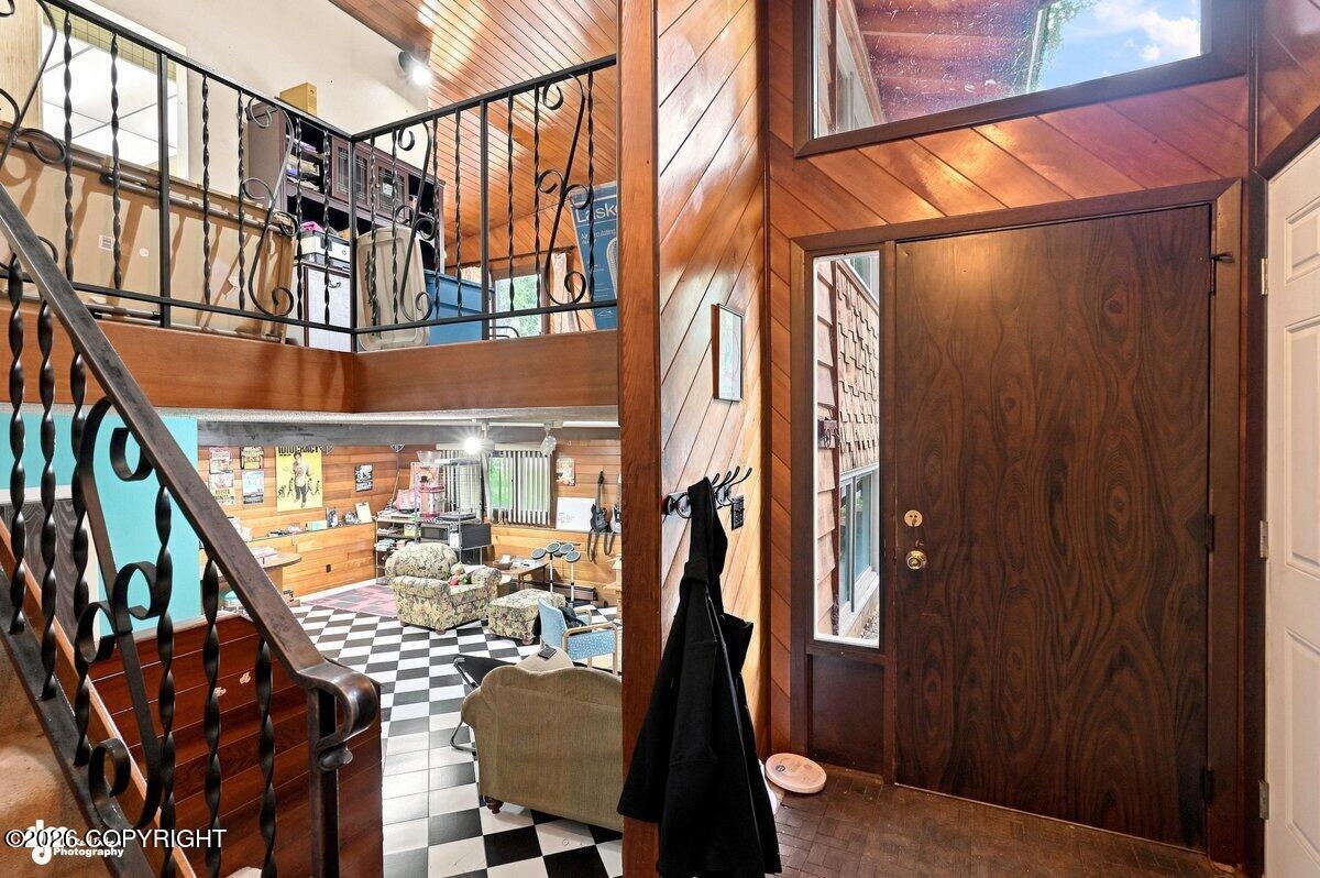 6402 Hampton Drive Property Photo 2