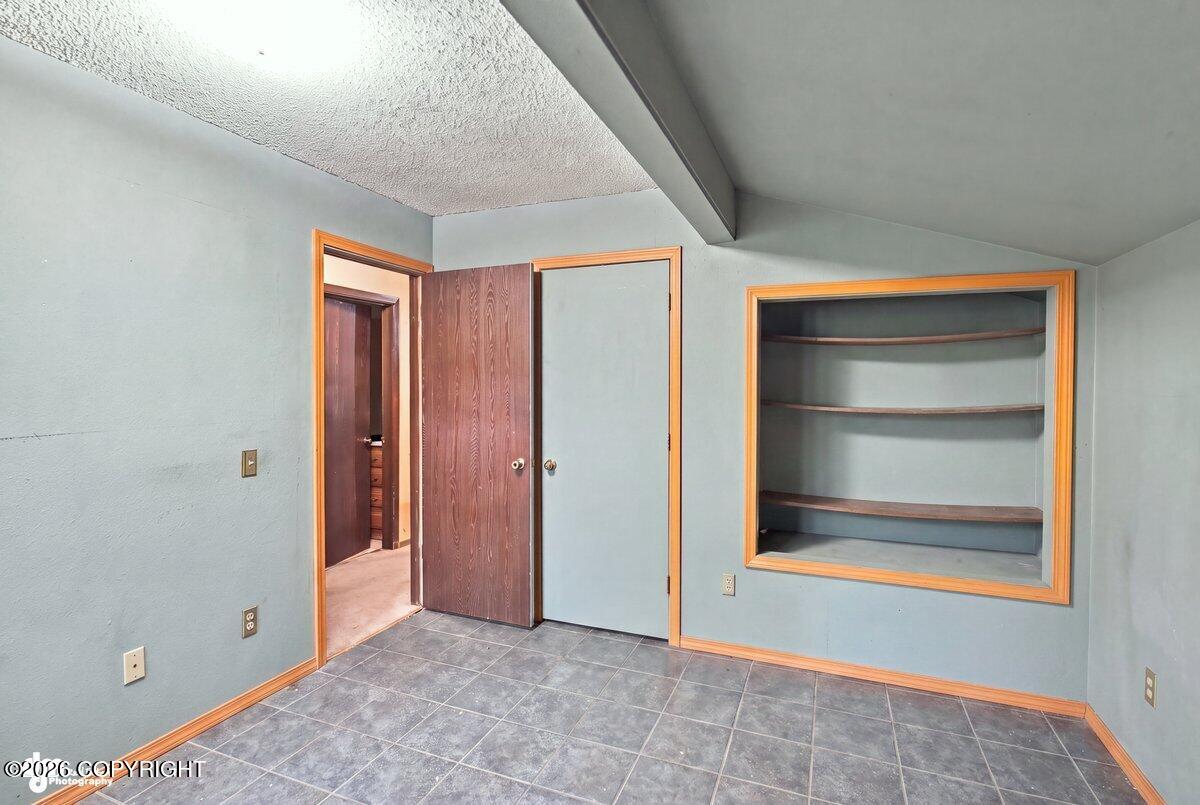6402 Hampton Drive Property Photo 22