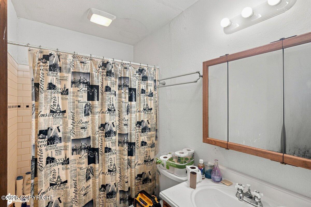 6402 Hampton Drive Property Photo 27