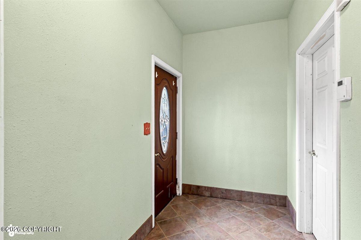 2511 W Schrock Road Property Photo 34