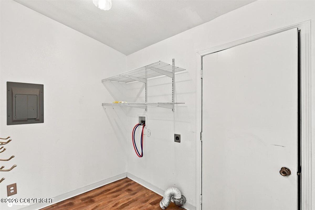 2511 W Schrock Road Property Photo 40
