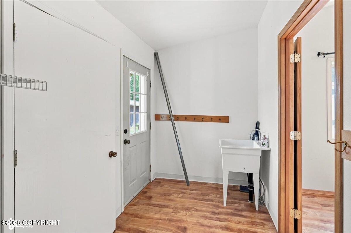 2511 W Schrock Road Property Photo 41