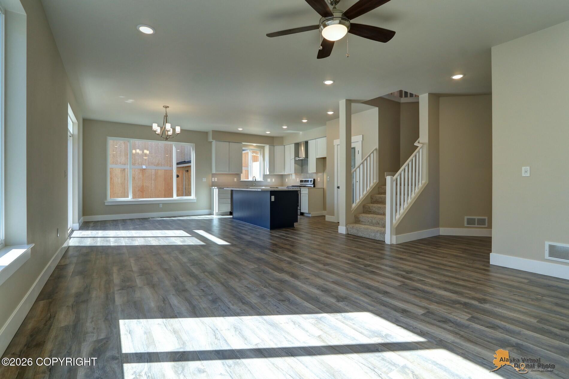 9473 Grey Owl Way Property Photo 4