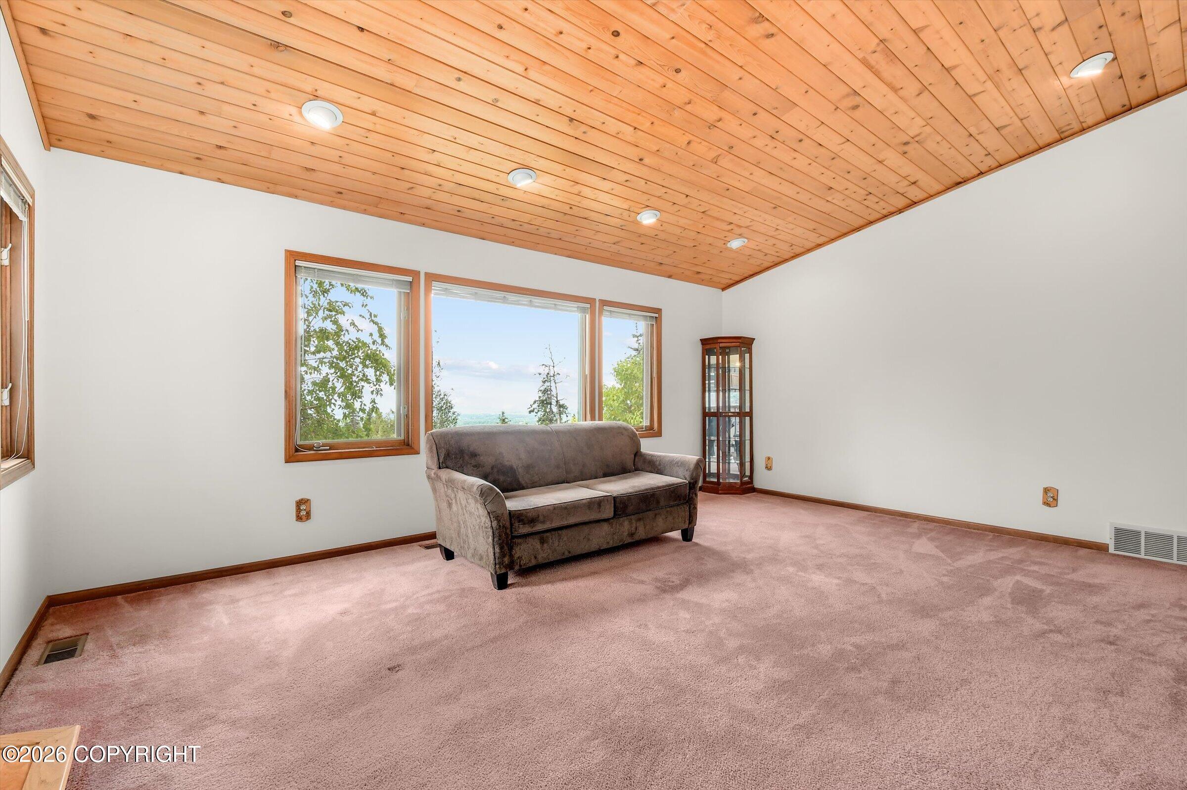 12201 Graiff Street Property Photo 13