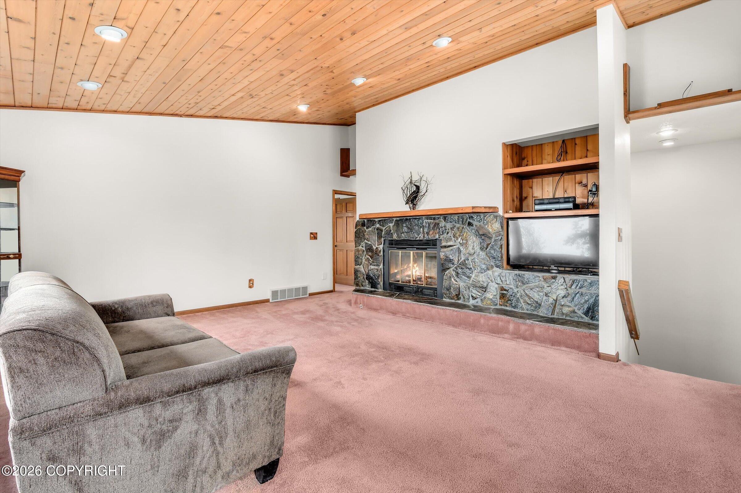 12201 Graiff Street Property Photo 14